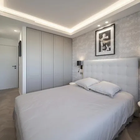 Ref 2012 - Croisette - To Rent Sea View アパート カンヌ